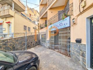 Local Comercial  Calle avenida almeria. Local com. en venta en macael, 1 despacho.