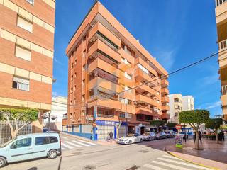 Flat  Calle mayor. Piso en venta en garrucha, 3 dormitorios.