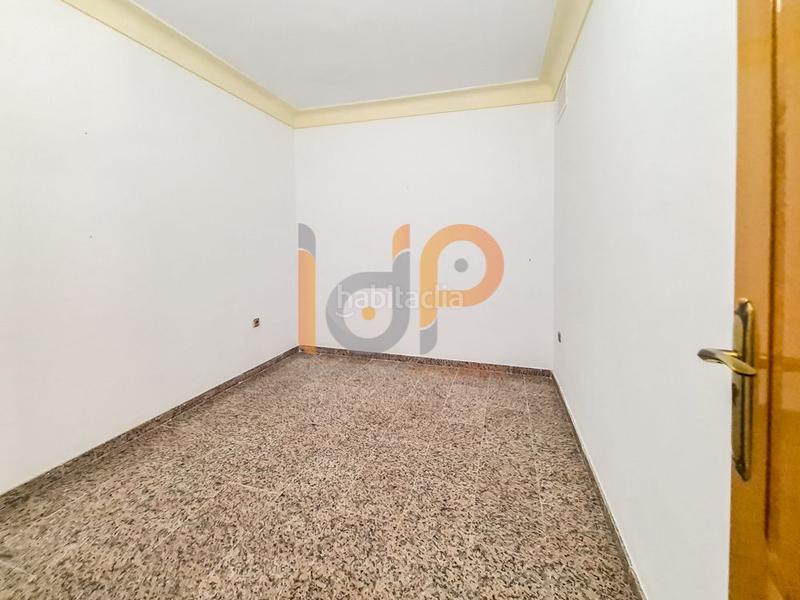 Foto 47d3b1ca-ebb6-4895-9bf0-db2c75856782. Business premise in Huércal - Overa