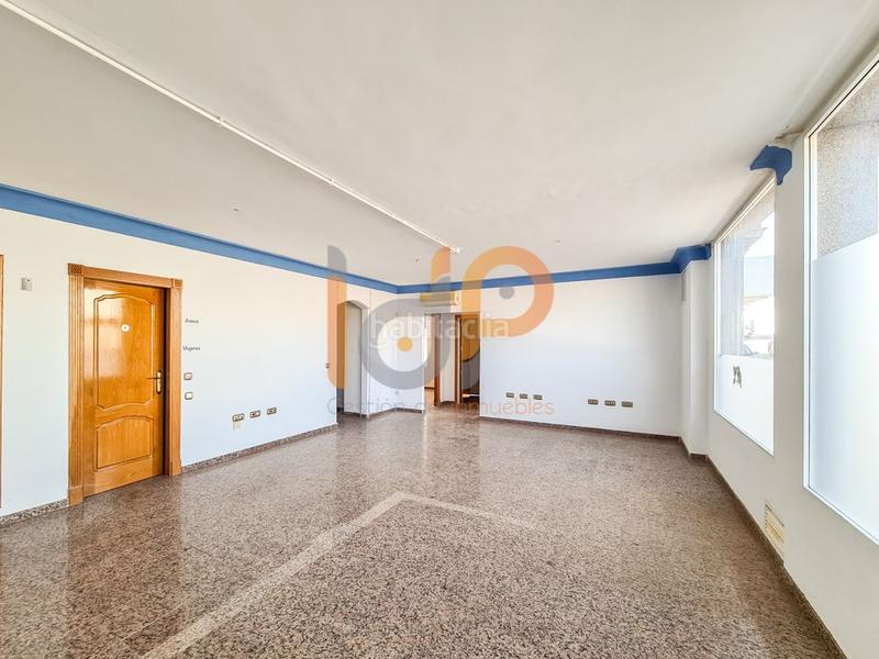 Foto bd01297a-77a1-400f-87ed-2c88d8d62302. Business premise in Huércal - Overa