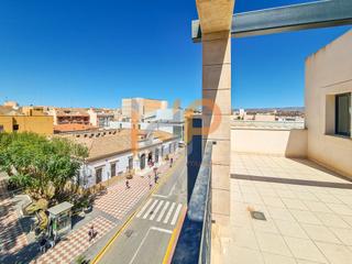 Attique  Calle avenida guillermo reyna. Atico en venta en centro, 3 dormitorios.