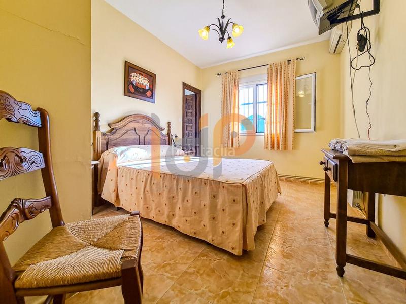 Foto 94e19a17-3e1b-4822-99f8-94b2db0deed9. Edifici a Chirivel