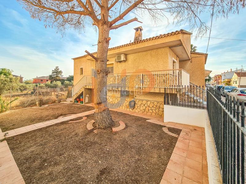 Foto 8a78a832-4765-40ea-948b-4db5419cc7eb. Casa  en venta , 4 dormitorios. en Pulpí