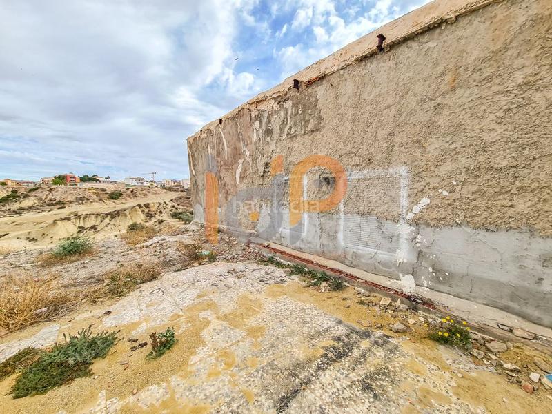 Foto 279e0230-f328-4e95-808a-dd2d6e3a9e0f. Parking voiture dans Huércal - Overa