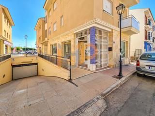 Rent Business premise  Calle sevilla. Local com. en alquiler en estación de autobuses.