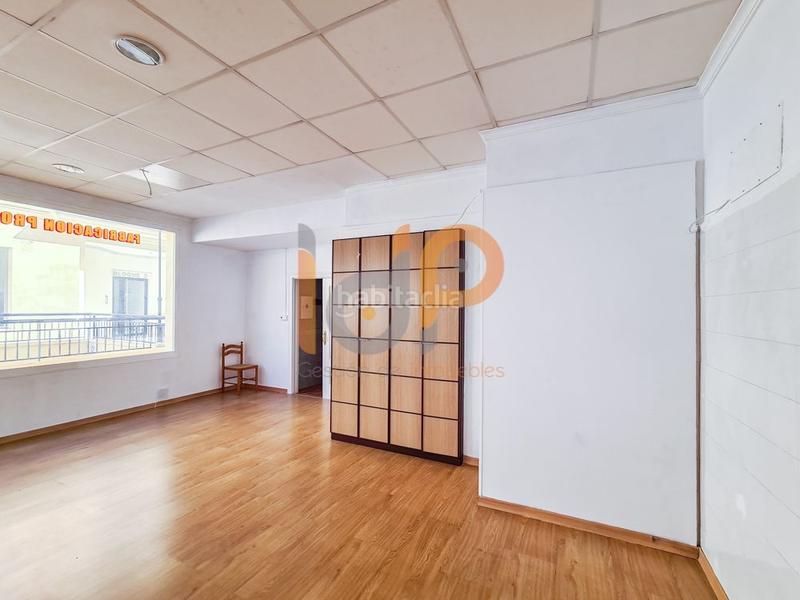 Foto c9cb210e-8328-4ca8-908e-20218e7a53e6. Rent business premise in Huércal - Overa