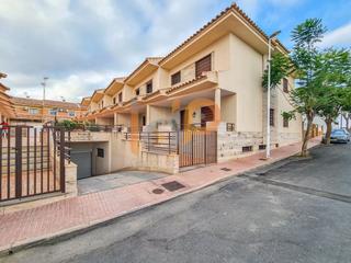 Duplex  Calle canario. Duplex en venta en la molineta, 4 dormitorios.