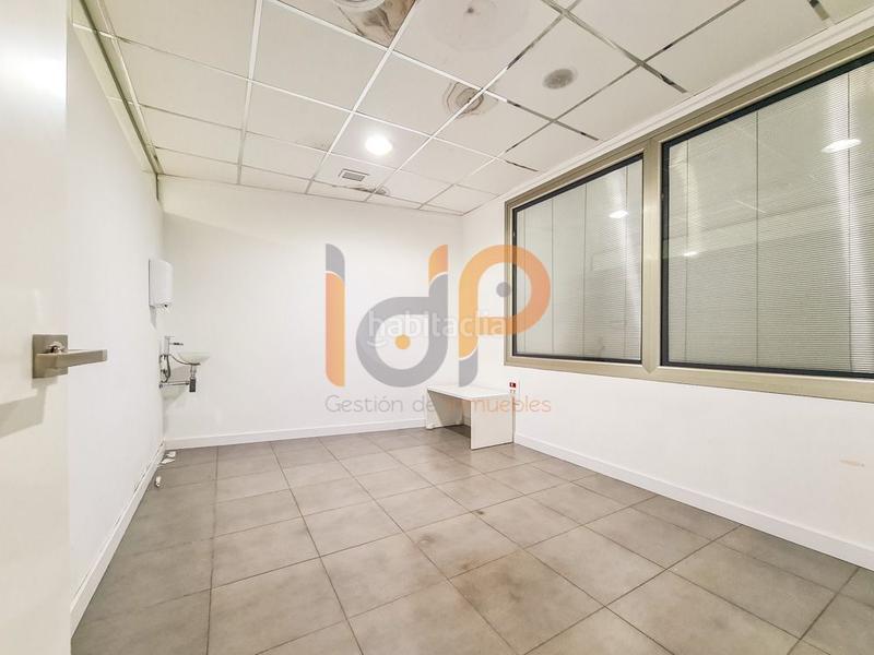 Foto 7b13d7f1-1e0b-438b-a65d-3bbb00677bd9. Local comercial local com. en venta en centro, 11 despachos. en Huércal - Overa