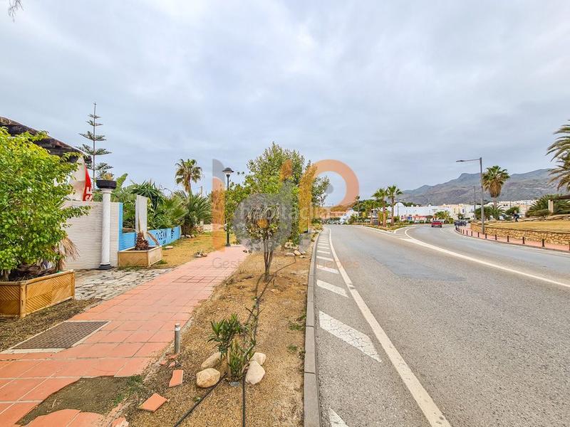 Foto 7379d28b-4292-4caf-ac1e-7632dc48c6fb. Alquiler local comercial local com. en alquiler playa. en Mojácar