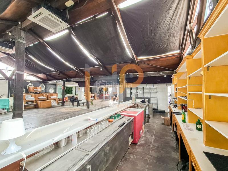 Foto b18cd2c0-06bf-4675-8746-802d121cb1ee. Alquiler local comercial local com. en alquiler playa. en Mojácar