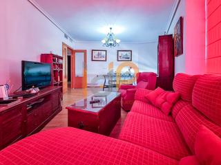 Pis  Calle pintor navarrete. Piso en venta en centro, 3 dormitorios.