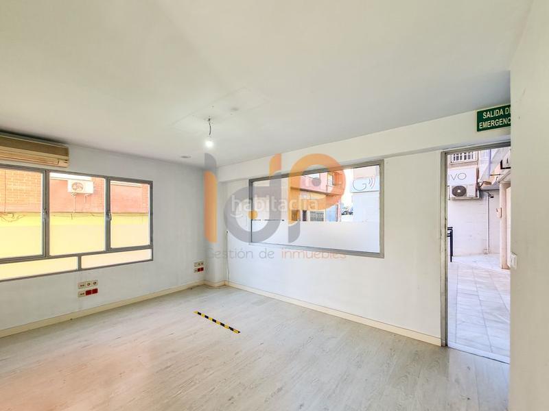 Foto 18d5f7d8-905f-41ff-997d-d5f6038da595. Rent business premise in Huércal - Overa