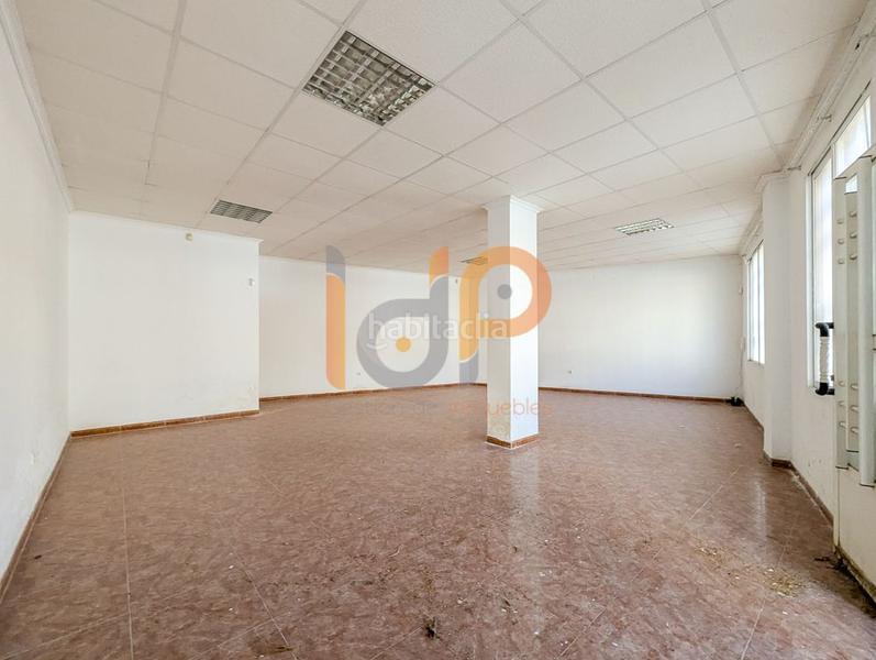 Foto 6231b11f-08eb-495d-aa15-54a597fbce49. Local comercial local com. en venta . en Macael