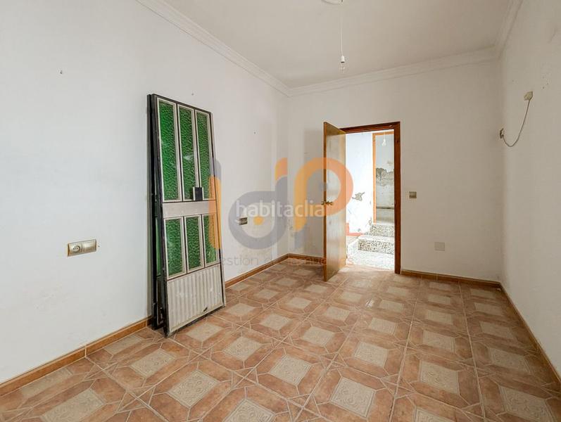 Foto ce9af4c3-3e63-4ecc-a87b-05f64258ce87. Casa a Somontín