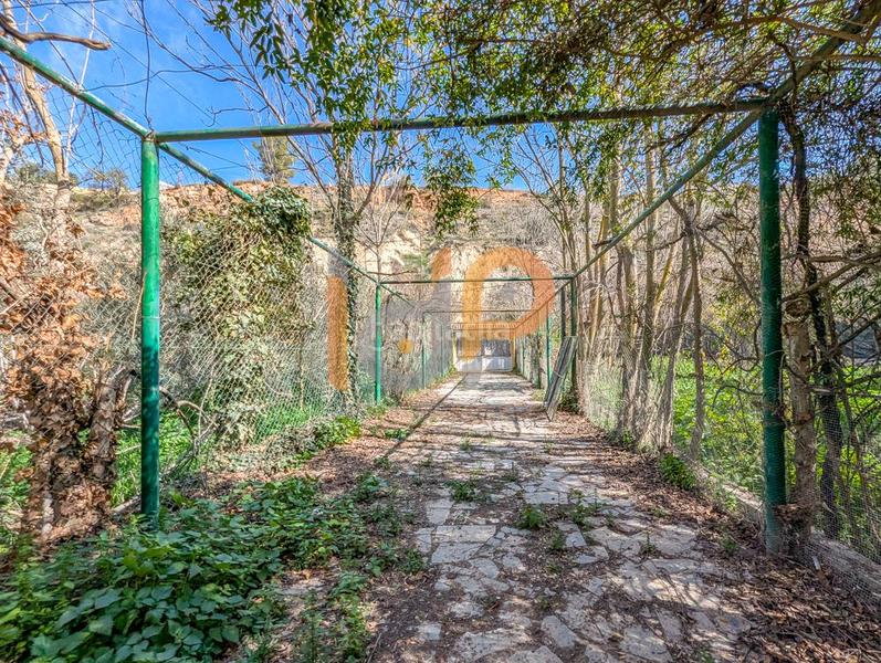 Foto 8855d9e4-12cf-44b4-8c5f-bc88036585ff. Casa amb aparcament a Albánchez