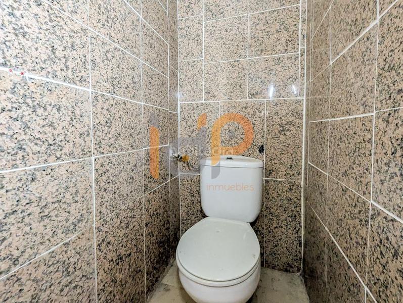 Foto fbe38be7-2310-45ec-bbb9-99647635bcc7. Casa amb aparcament a Albánchez