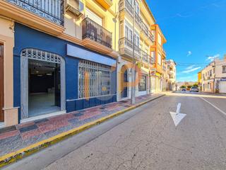 Rent Business premise  Mercado. Local com. en alquiler en centro, 1 despacho.