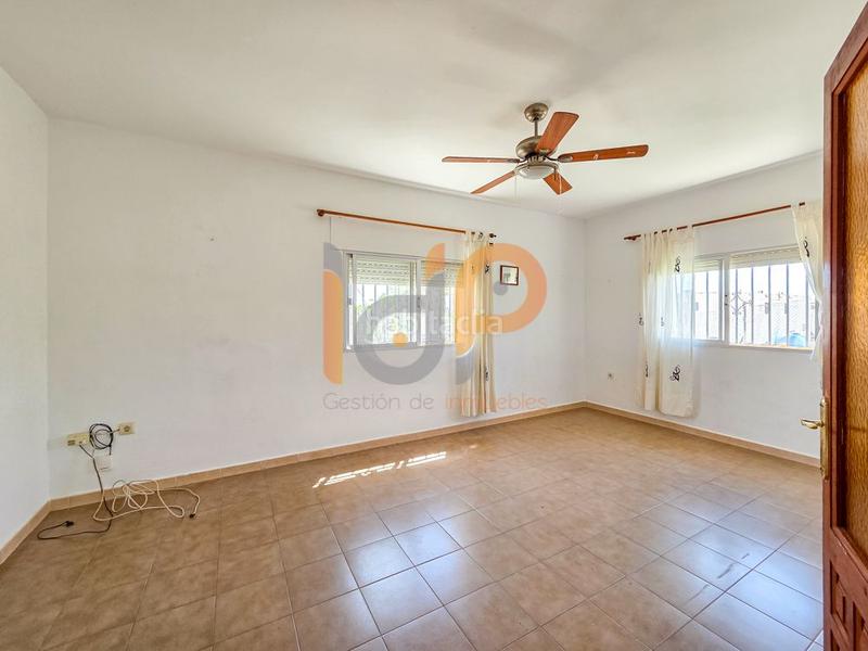 Foto 2c5d8923-7d80-4c63-9ed2-dbca589d6c35. Casa con parcheggio in Mojácar playa - las ventanicas - la paratá Mojácar