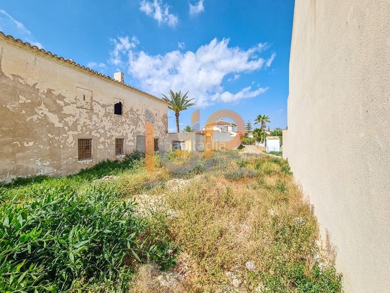 Foto a44b2acc-db88-4027-99c5-5b0f3711720d. Casa  en venta en overa los menas, 5 dormitorios. en Huércal - Overa