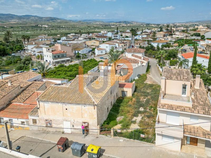 Foto ea0a1ce1-5010-4dc8-a4bf-81a7ca1998bf. Casa  en venta en overa los menas, 5 dormitorios. en Huércal - Overa