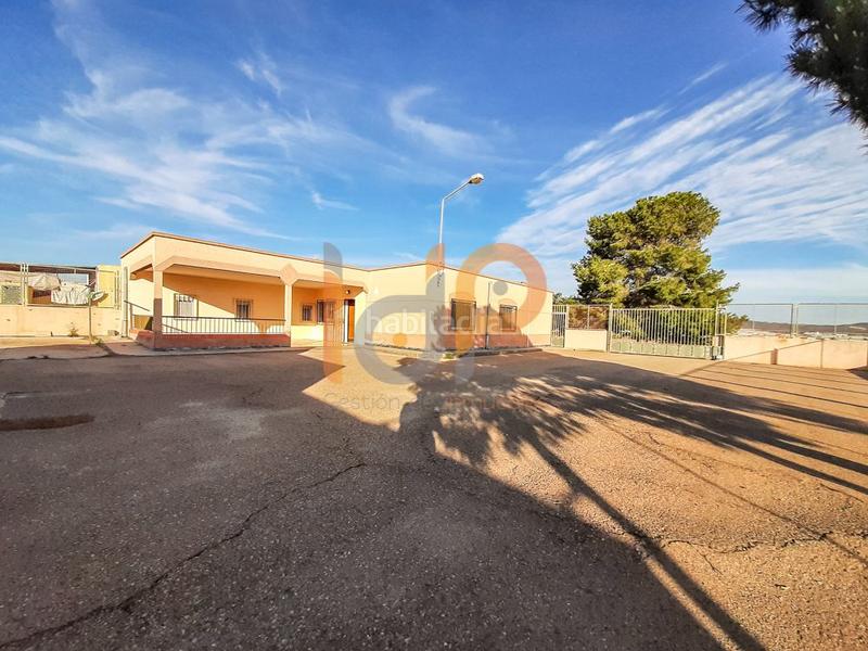Foto 350697eb-98f0-4441-901a-a734e1076a15. Casa amb aparcament a San Isidro - Campohermoso Níjar