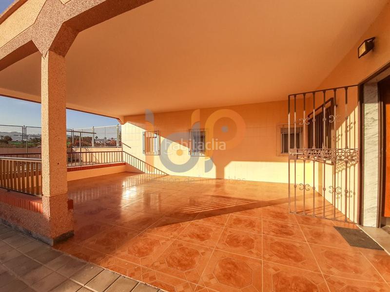 Foto 6da6f067-3175-4157-baaf-cb591e4b3ea4. Casa amb aparcament a San Isidro - Campohermoso Níjar