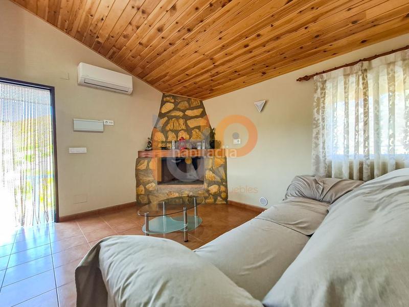 Foto 6f6c2dcd-cc52-47b1-a0b8-a53f9b5312f1. Apartament amb aparcament a Taberno