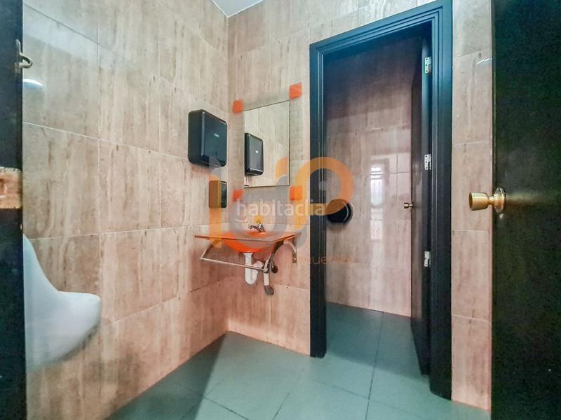 Foto 026f5c32-070b-4a8b-a5f2-6c2b1b3c0237. Local comercial local com. en venta en centro, 1 despacho. en Huércal - Overa