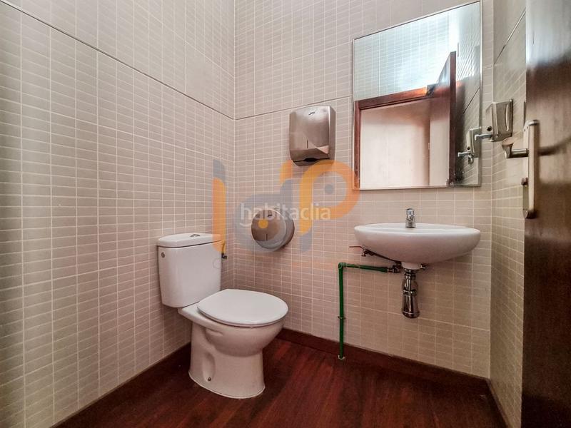 Foto ee277524-7680-4373-94dd-663d15d895fe. Lloguer local comercial a Huércal - Overa