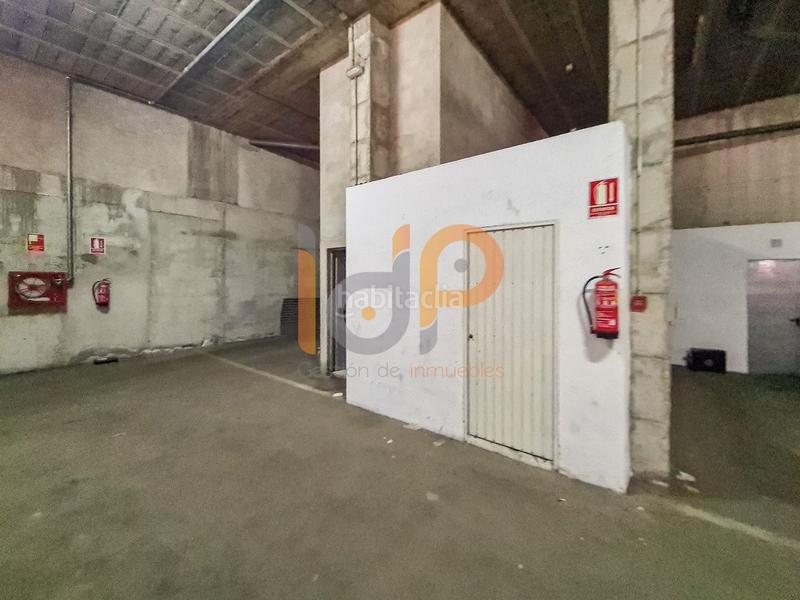 Foto 1b398feb-0f66-40e7-ad6f-83b80dfe546b. Parking voiture dans Huércal - Overa