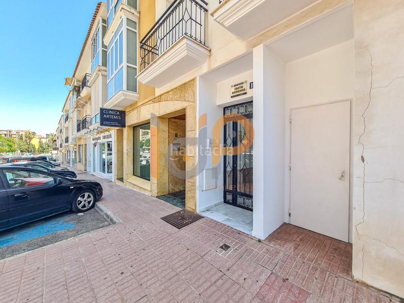 Foto 7da24cfc-e1d5-4e47-b9da-aa03104d894f. Parking voiture dans Huércal - Overa