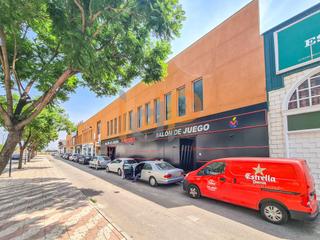 Location Local commercial  Calle carretera nacional 340. Local com. en alquiler en ctra n340.
