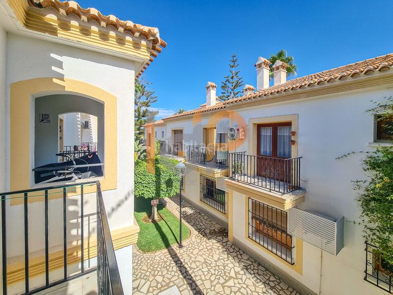 Foto 0fa275dd-13bc-4dfa-a78b-f5061e5eac63. Apartament amb piscina a Las Marinas - Pueblo Laguna Vera