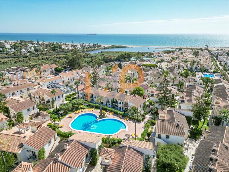 Foto 28b8a9e2-7316-4009-9d48-5942da48751d. Apartament amb piscina a Las Marinas - Pueblo Laguna Vera