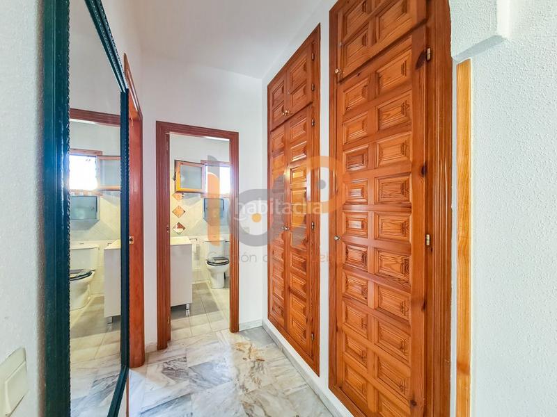 Foto 54ebba10-9f51-46e7-b03c-06b10a745ec6. Apartament amb piscina a Las Marinas - Pueblo Laguna Vera