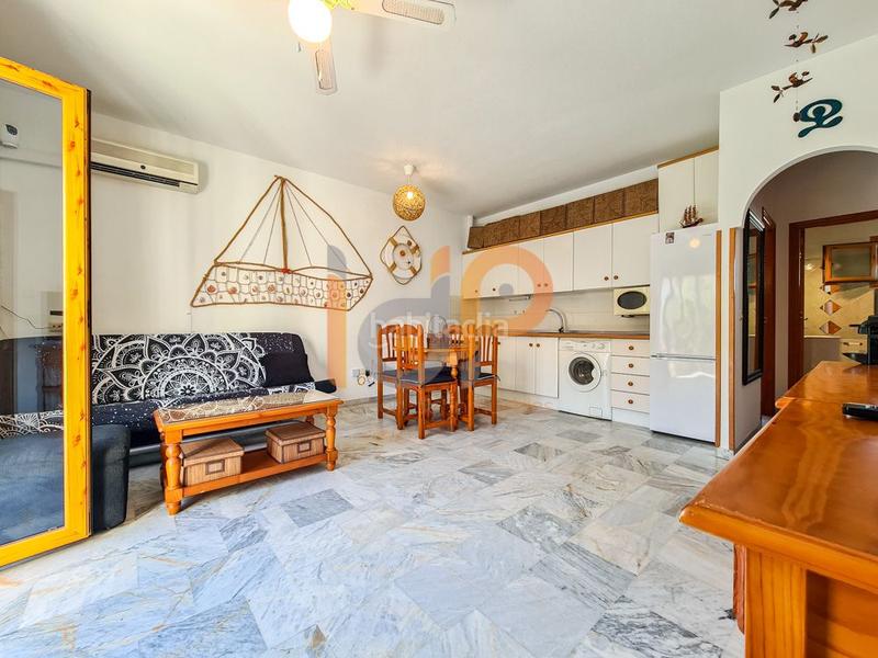 Foto a050ac53-17bb-4eda-98e5-0c2045e422ea. Apartament amb piscina a Las Marinas - Pueblo Laguna Vera