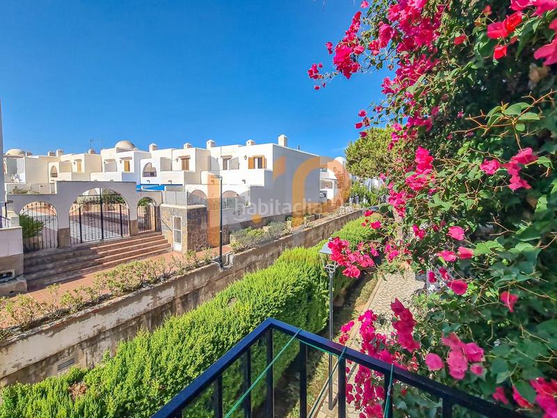 Foto a7378119-422d-4600-91a4-b8960a1176af. Apartament amb piscina a Las Marinas - Pueblo Laguna Vera