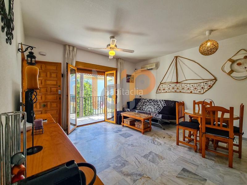 Foto c5f625a2-3a2f-4a91-a61c-4aa862e5c17a. Apartament amb piscina a Las Marinas - Pueblo Laguna Vera