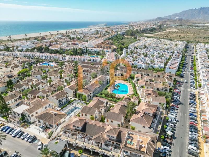 Foto cb165745-c132-46e1-a7b0-34524fd56273. Apartament amb piscina a Las Marinas - Pueblo Laguna Vera