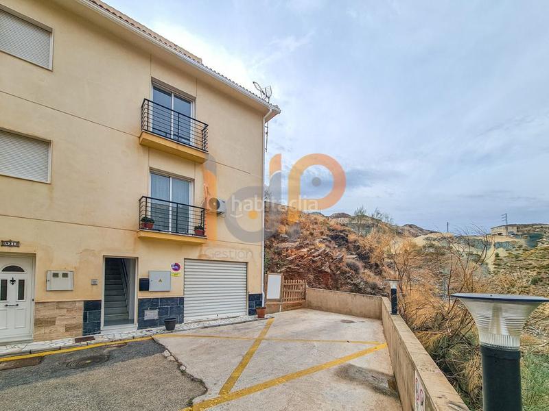Foto 75bc5952-5d88-4d95-ab67-1b1bf2522892. Duplex con parcheggio in Macael