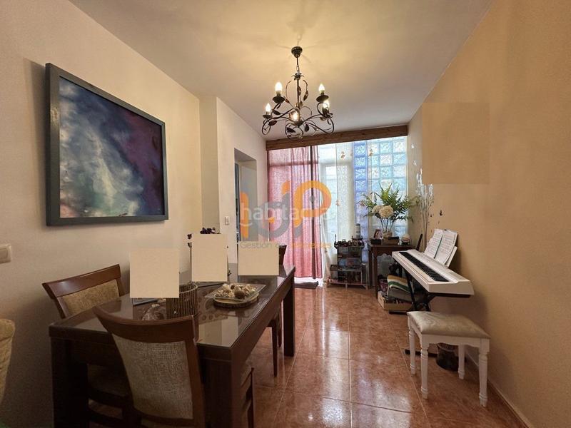 Foto 9df60059-c7dd-4d69-90e9-02b86a1db8b7. Duplex in Taberno