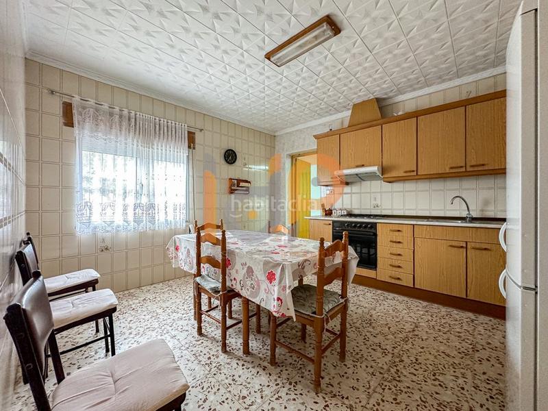 Foto 47d17e95-9324-4d90-a241-19cbc0d004d9. Haus mit heizung parking in Huércal - Overa