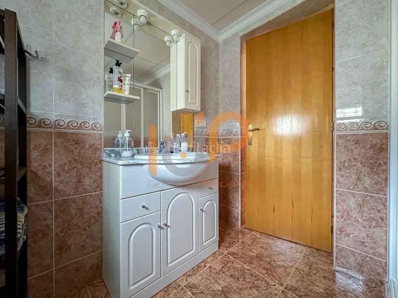 Foto bc423c3c-9f44-4cf7-a59c-278e4cba1cf7. Haus mit heizung parking in Huércal - Overa