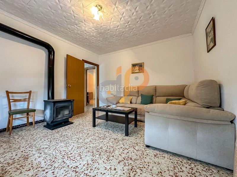 Foto fd5c3038-7aff-44b6-876c-fac3e9cbbed1. Haus mit heizung parking in Huércal - Overa