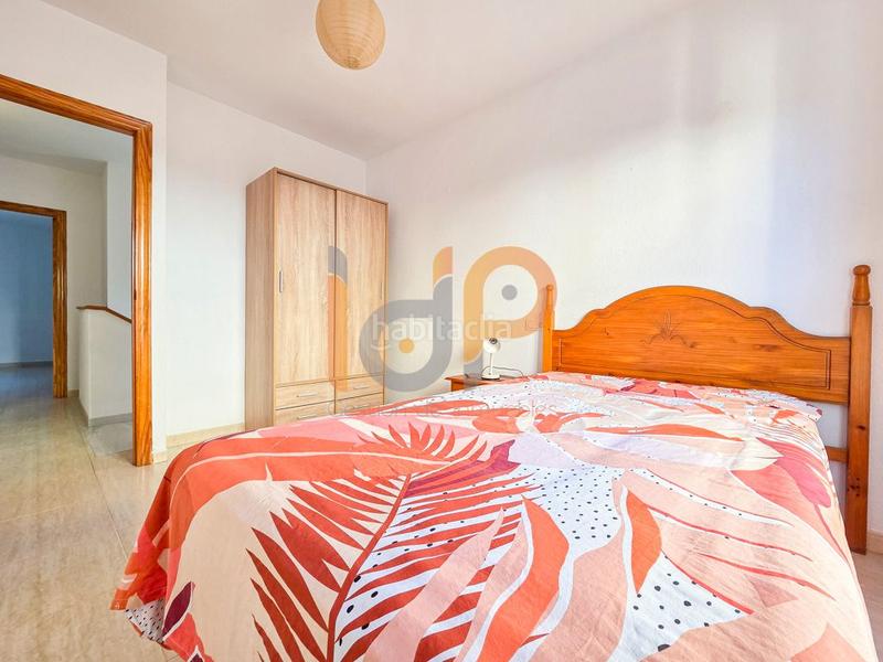 Foto 0cd7911b-8fad-4929-9f11-414faad7d36b. Duplex avec parking dans Vera ciudad Vera