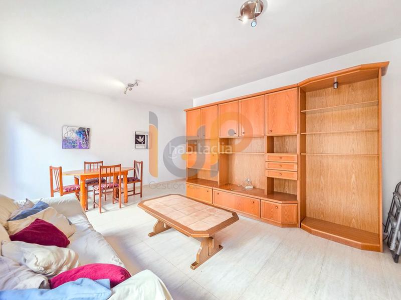 Foto 35f3ed7c-dcca-4e8c-b94f-d6c67a29b735. Duplex avec parking dans Vera ciudad Vera