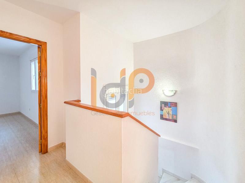 Foto 83f69670-98e2-4d1c-8565-94e0695f91a3. Duplex avec parking dans Vera ciudad Vera