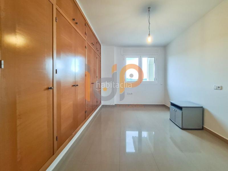 Foto 07a387bc-794f-488d-a9e0-39a8e354bd03. Duplex with heating parking in Huércal - Overa