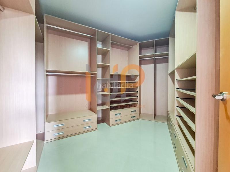 Foto 31c78fd6-7051-4220-8c45-bd08ada8b159. Duplex with heating parking in Huércal - Overa