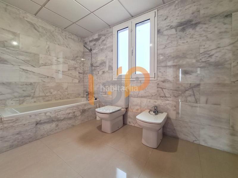 Foto 851fe066-2c2c-4dde-9def-4e16c2da5d38. Duplex with heating parking in Huércal - Overa